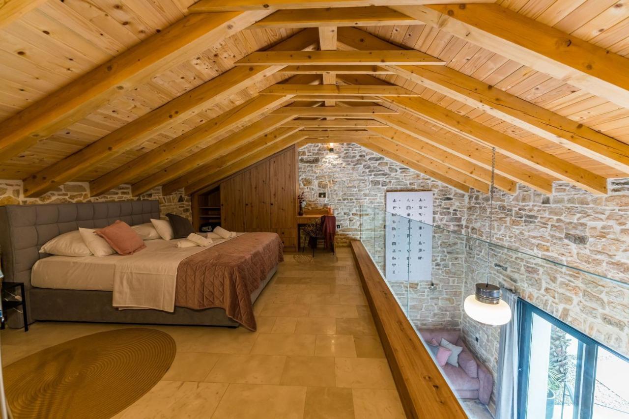 Stone House With Pool Poeta Βίλα Pridraga Εξωτερικό φωτογραφία